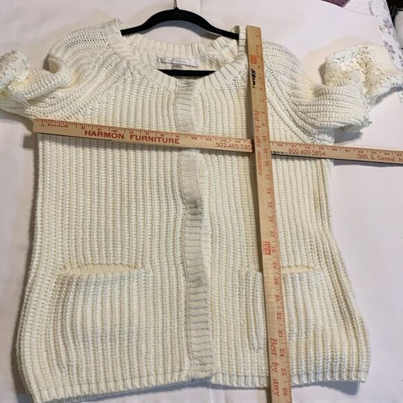 Lauren Conrad Size Medium dressy ivory snap front closure with lace sleeves - Picture 8 of 9